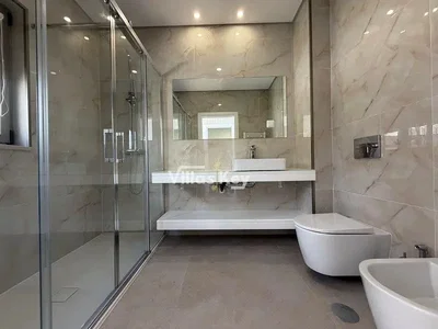 Badezimmer; fliesenboden, renoviert, tageslicht