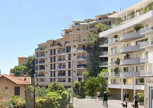 House and surroundings; view, natural light