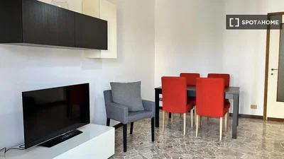 Wohnzimmer; fliesenboden, tageslicht