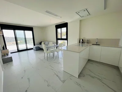 Wohnzimmer; fliesenboden, blick, tageslicht, küchengeräte