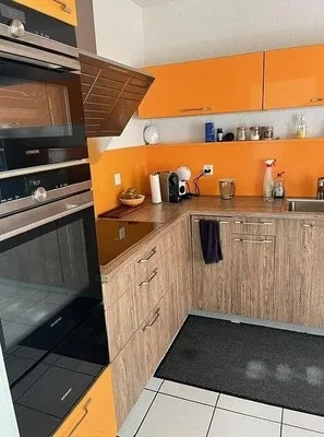 Küche; küchengeräte, fliesenboden