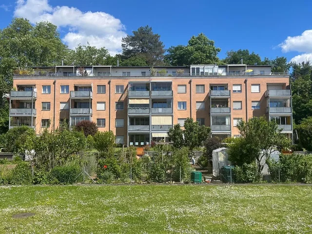 Casa e arredores
