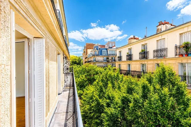 Balcone; vista, luce naturale