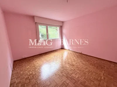 Chambre; parquet, lumière naturelle