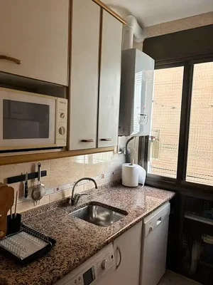 Cuisine; électroménager, carrelage