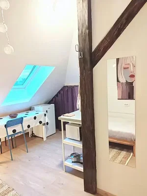 Kinderzimmer; tageslicht, holzbalken