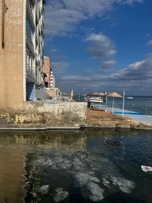 Haus und umgebung; blick, renovierungsbedürftig