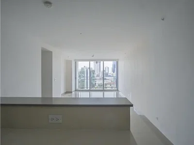 Obývací pokoj; výhled, přirozené světlo, dlažba