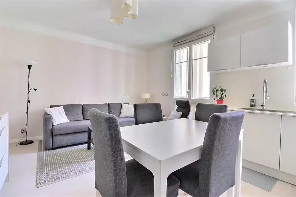 Wohnzimmer; tageslicht, moderner stil