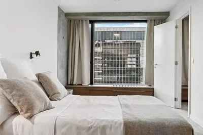 Camera da letto; vista, luce naturale, stile moderno
