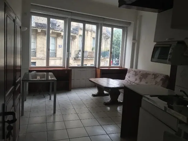 Dnevna soba; pločice, prirodno svjetlo