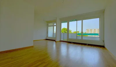 Wohnzimmer; holzboden, tageslicht, blick