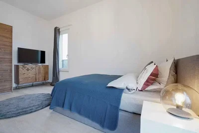Schlafzimmer; tageslicht, moderner stil