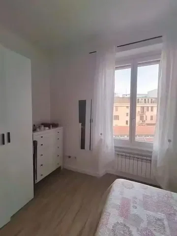 Schlafzimmer; holzboden, tageslicht, blick