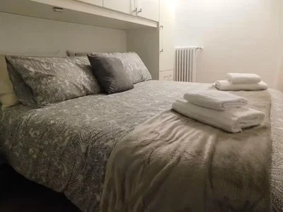 Schlafzimmer; holzboden
