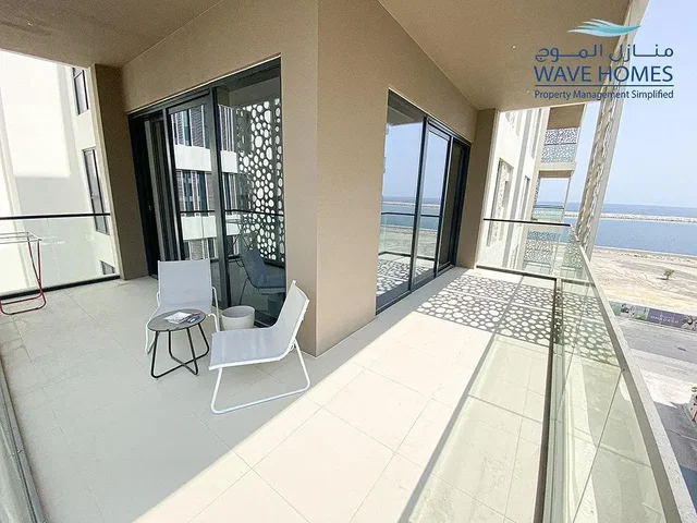 Balcony; tile floor, view, natural light