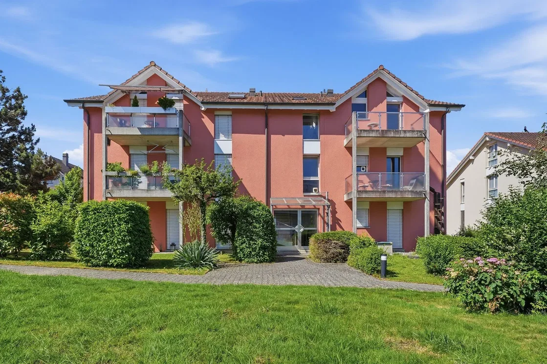 Haus und umgebung; tageslicht, blick