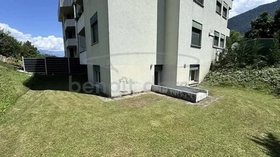 Casa y alrededores