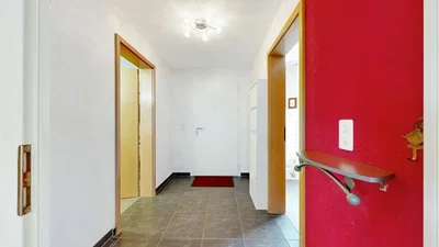 Garderobe; fliesenboden