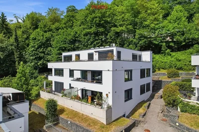 Haus und umgebung
