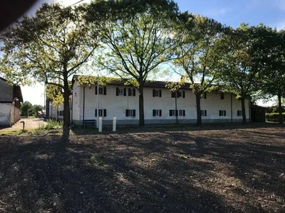 Casa e dintorni; luce naturale, vista