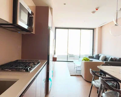 Soggiorno; elettrodomestici, luce naturale, stile moderno