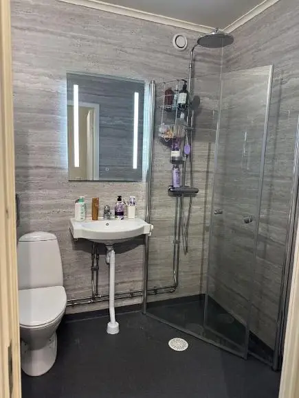 Banyo; fayans zemin