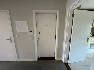 Autre; carrelage, lumière naturelle