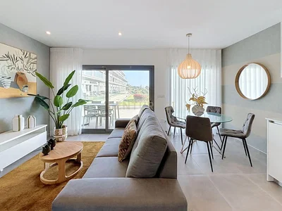 Wohnzimmer; moderner stil, tageslicht, fliesenboden