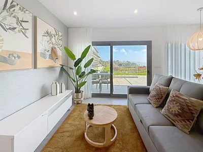 Wohnzimmer; blick, tageslicht, moderner stil