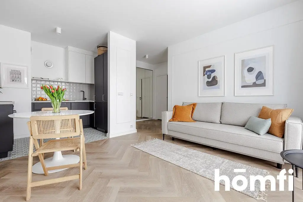 Salon; lumière naturelle, parquet, style moderne, électroménager