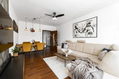 Living room; modern style, wood floor, natural light, renovated