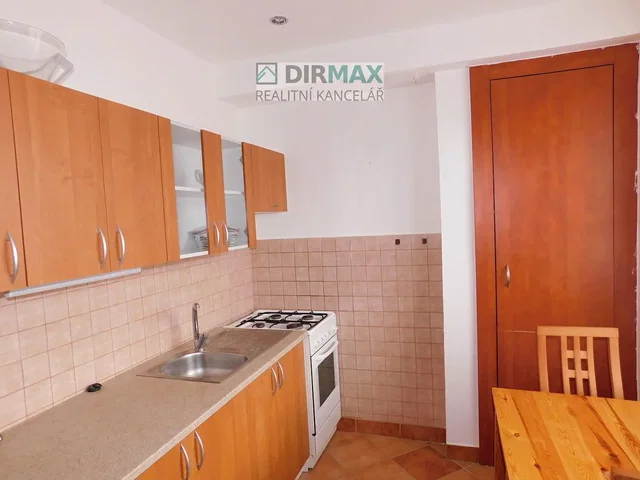 Kitchen; kitchen appliances, tile floor, wood floor