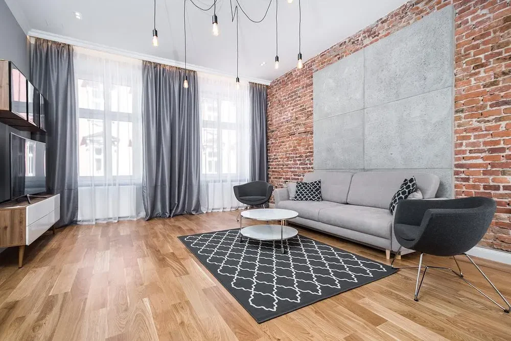Wohnzimmer; holzboden, tageslicht, moderner stil