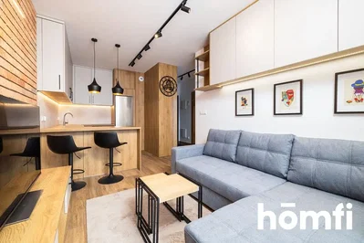 Salon; électroménager, parquet, lumière naturelle, style moderne