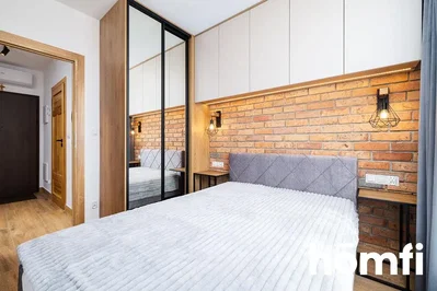 Chambre; parquet, lumière naturelle, style moderne