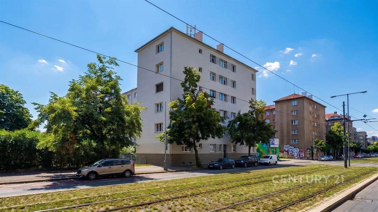 Kuća i okolina; pogled