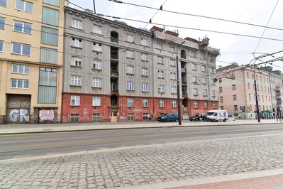 Kuća i okolina