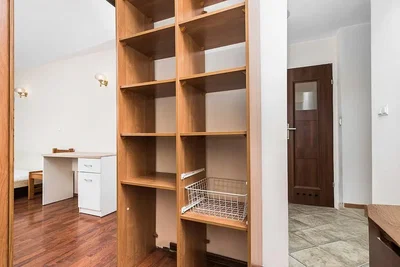 Vestiaire; parquet, carrelage