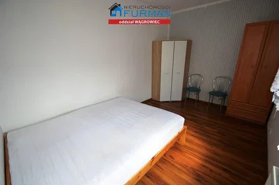 Bedroom; wood floor, natural light