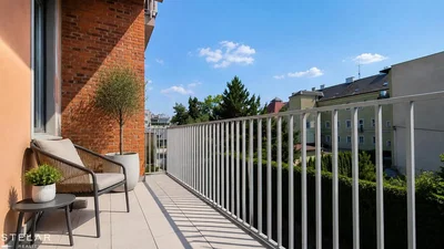 Balcony; view, natural light