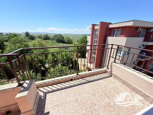 Balkon; manzara, doğal ışık