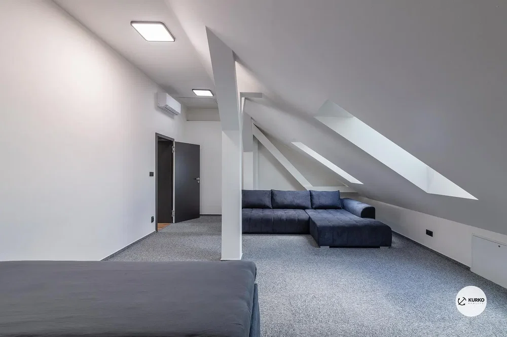 Habitación infantil; luz natural, renovado
