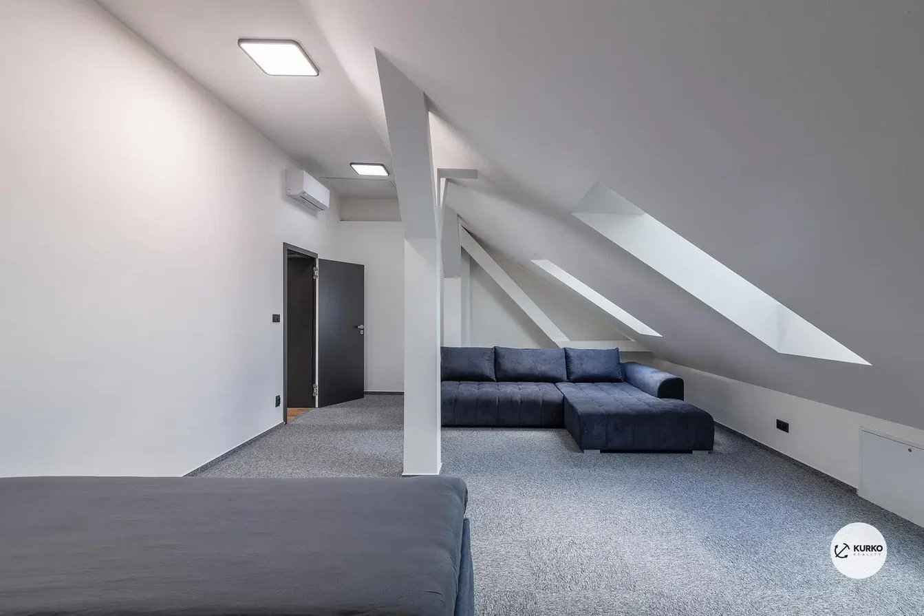 Habitación infantil; luz natural, renovado