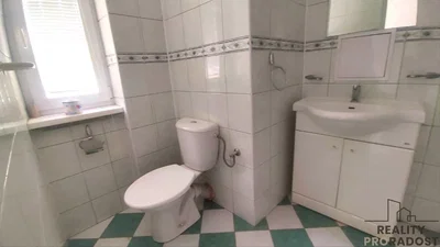 Toaleta; dlažba