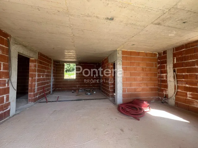 Other; needs renovation, natural light