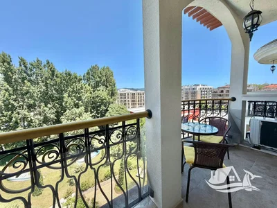 Balkon; pogled, prirodna svjetlost
