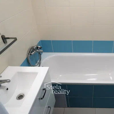 Bathroom; tile floor, renovated