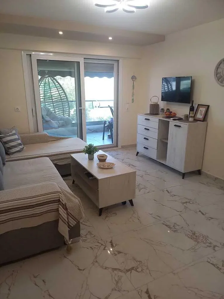 Living room; tile floor, natural light