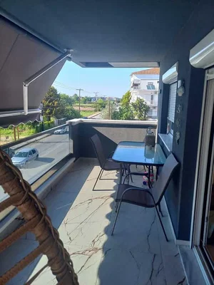Balcony; tile floor, view, natural light